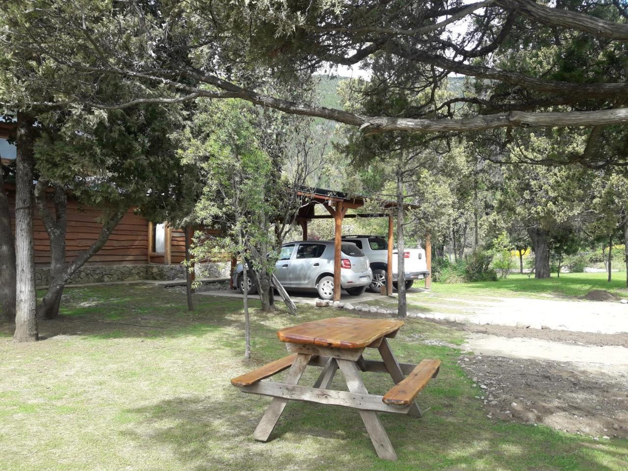 El Jarillal Chalet de Montaña a pasos del lago Lago Puelo Exterior foto